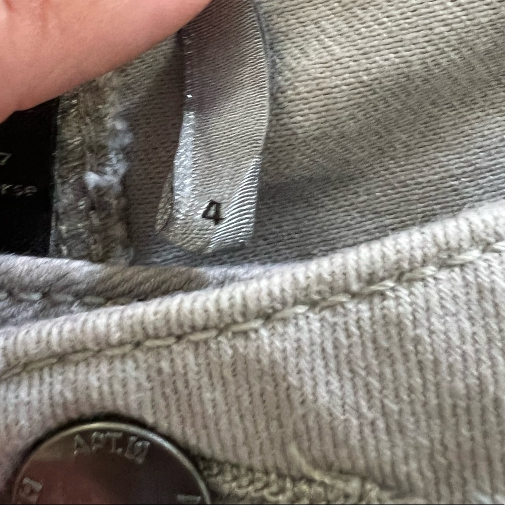 Straight cropped jeans - Picture 5 of 5